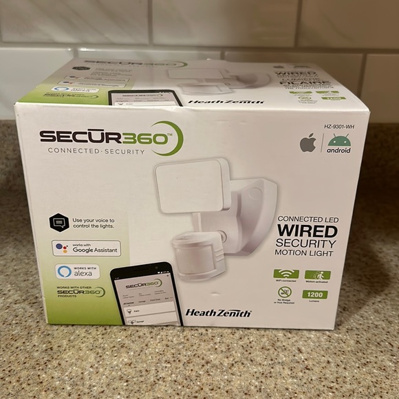 Secur360 security motion light